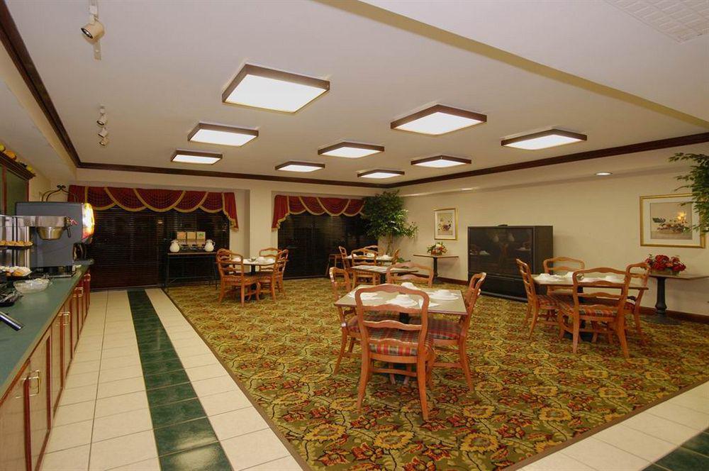 Red Roof Inn & Suites Newnan Eksteriør bilde