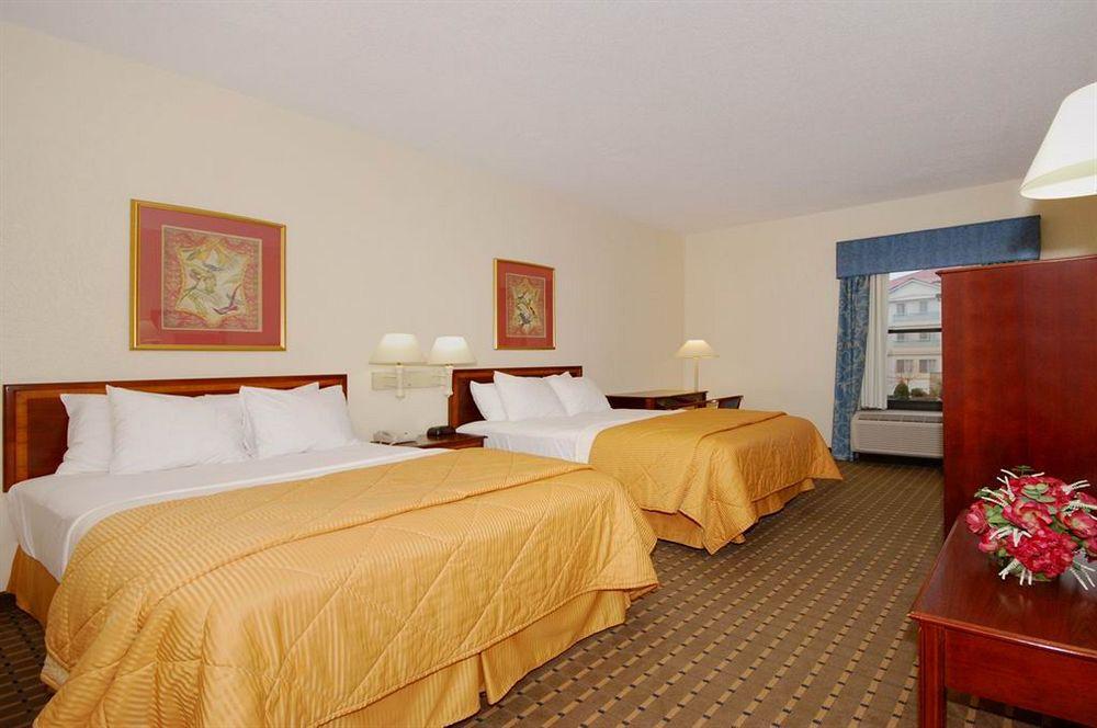 Red Roof Inn & Suites Newnan Eksteriør bilde