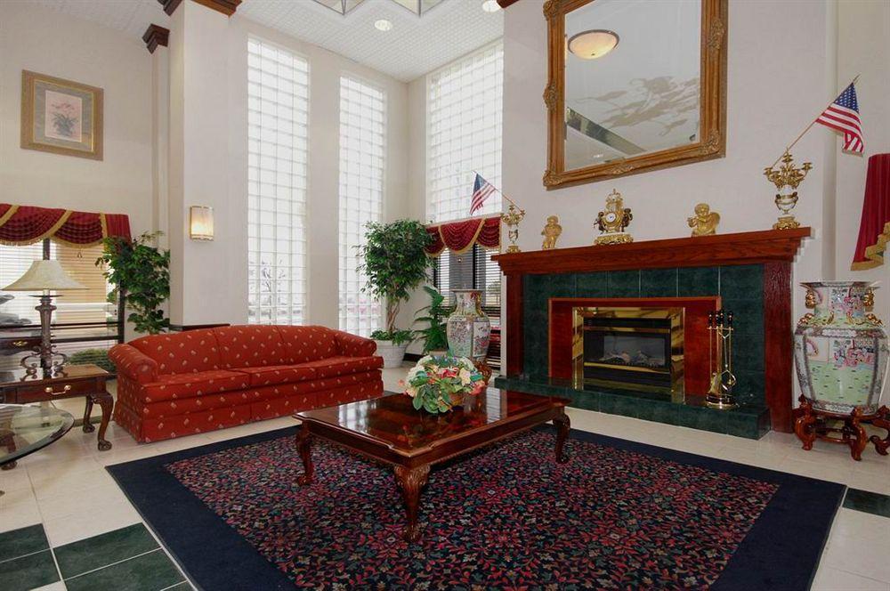 Red Roof Inn & Suites Newnan Eksteriør bilde