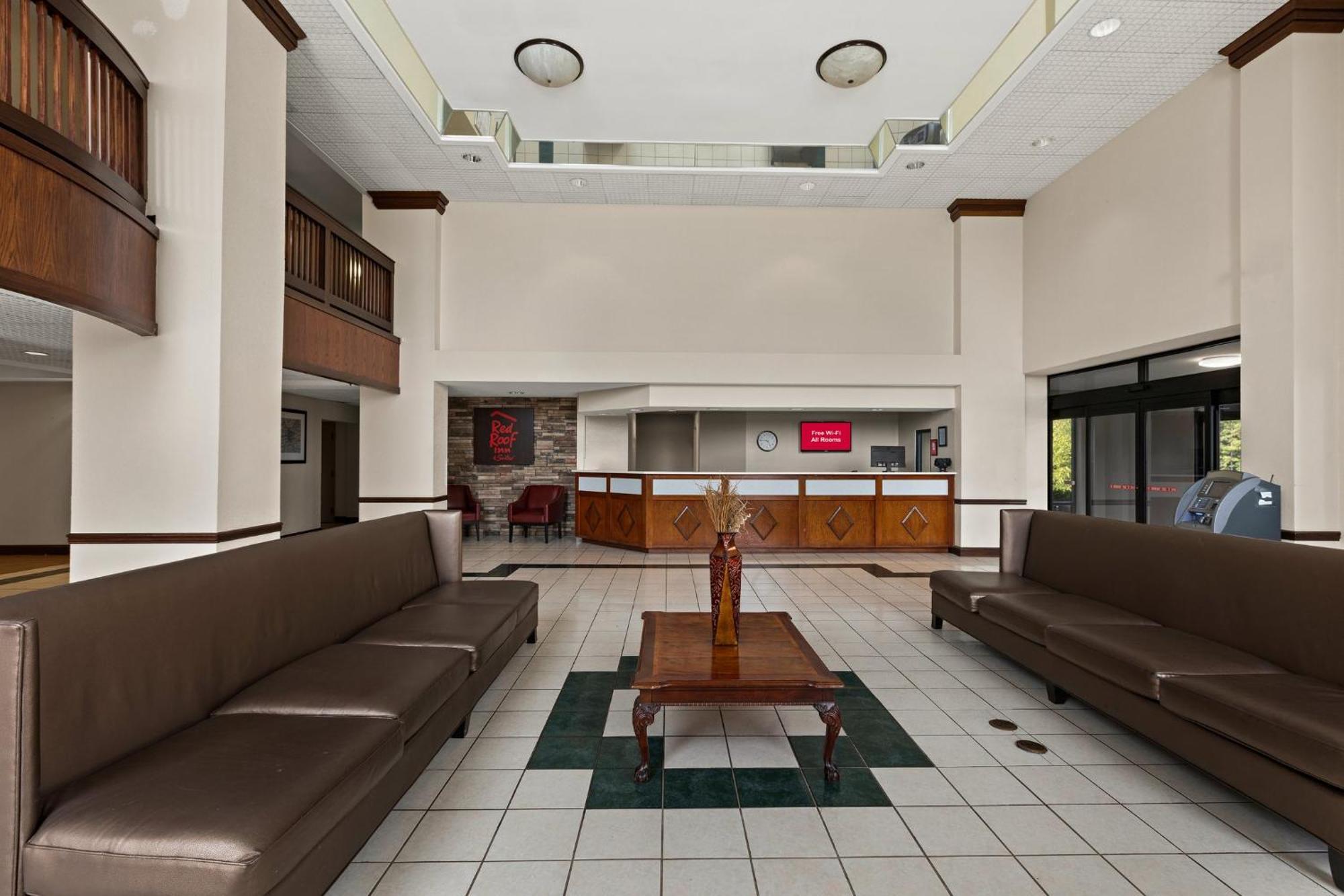 Red Roof Inn & Suites Newnan Eksteriør bilde