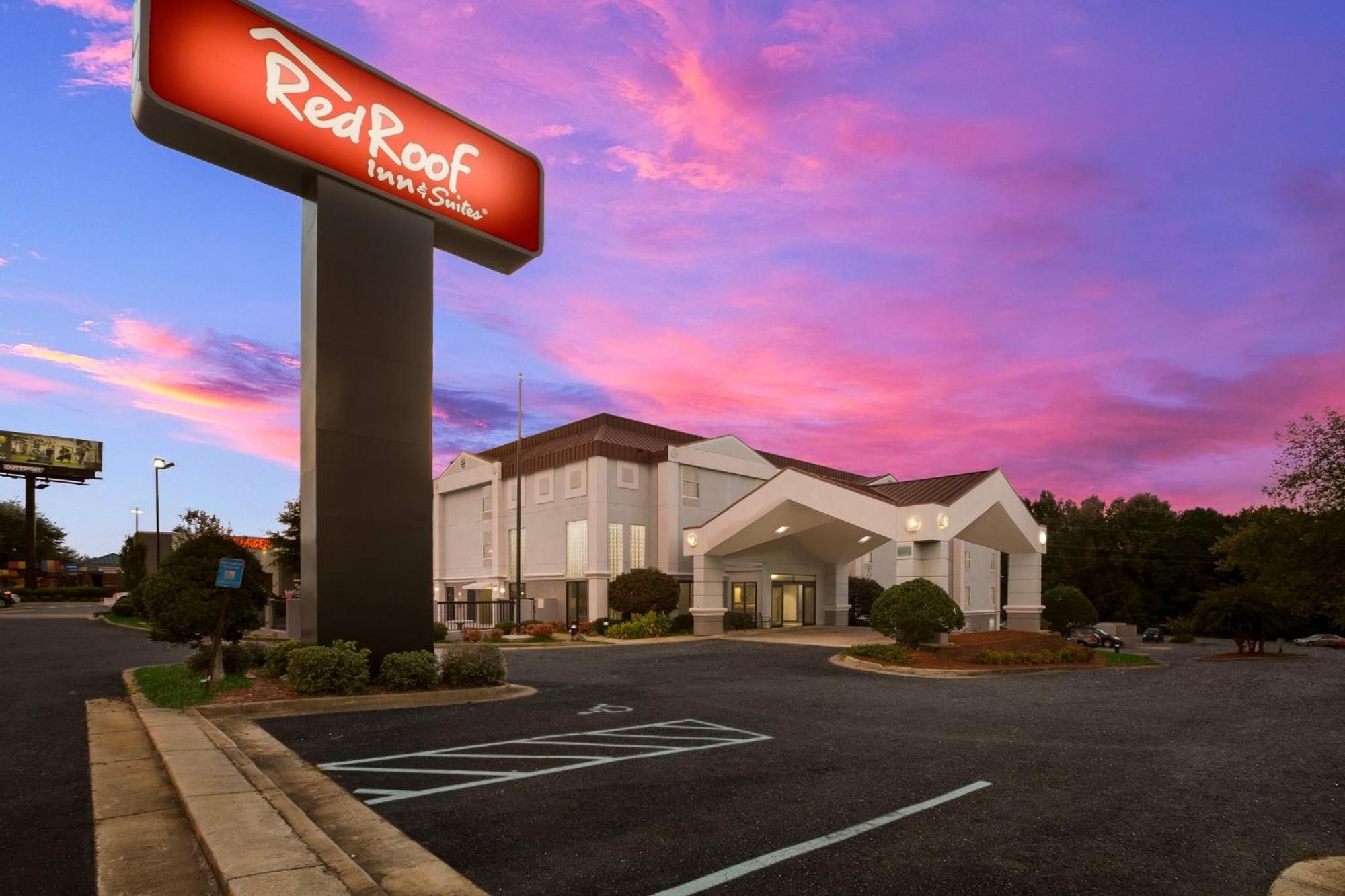Red Roof Inn & Suites Newnan Eksteriør bilde