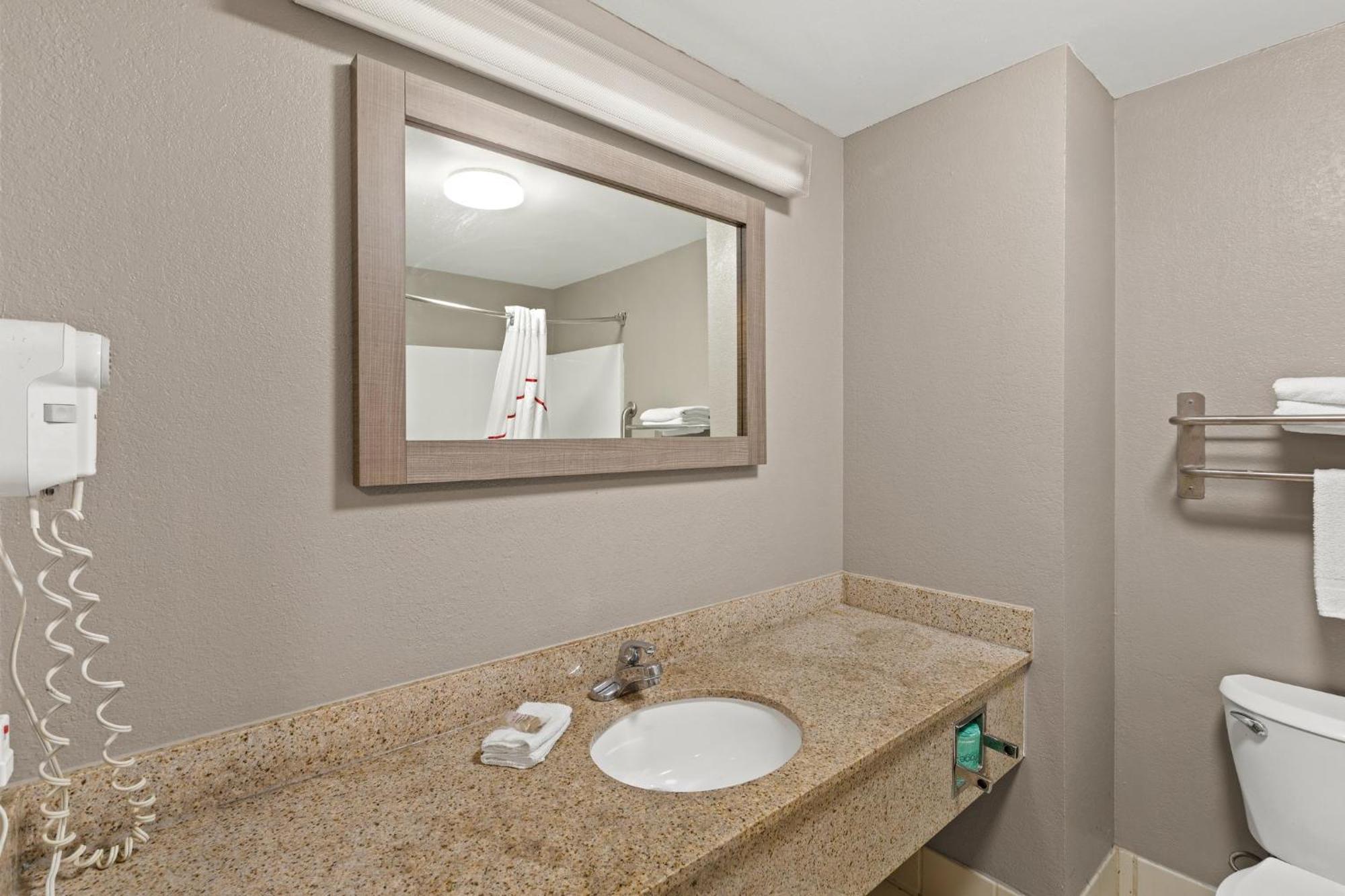 Red Roof Inn & Suites Newnan Eksteriør bilde